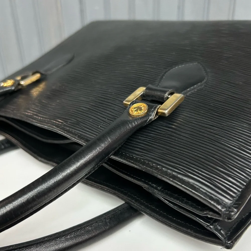 Vintage Black Epi Leather Structured Top Handle Bag Made in Canada Minimalist - Picture 14 of 17